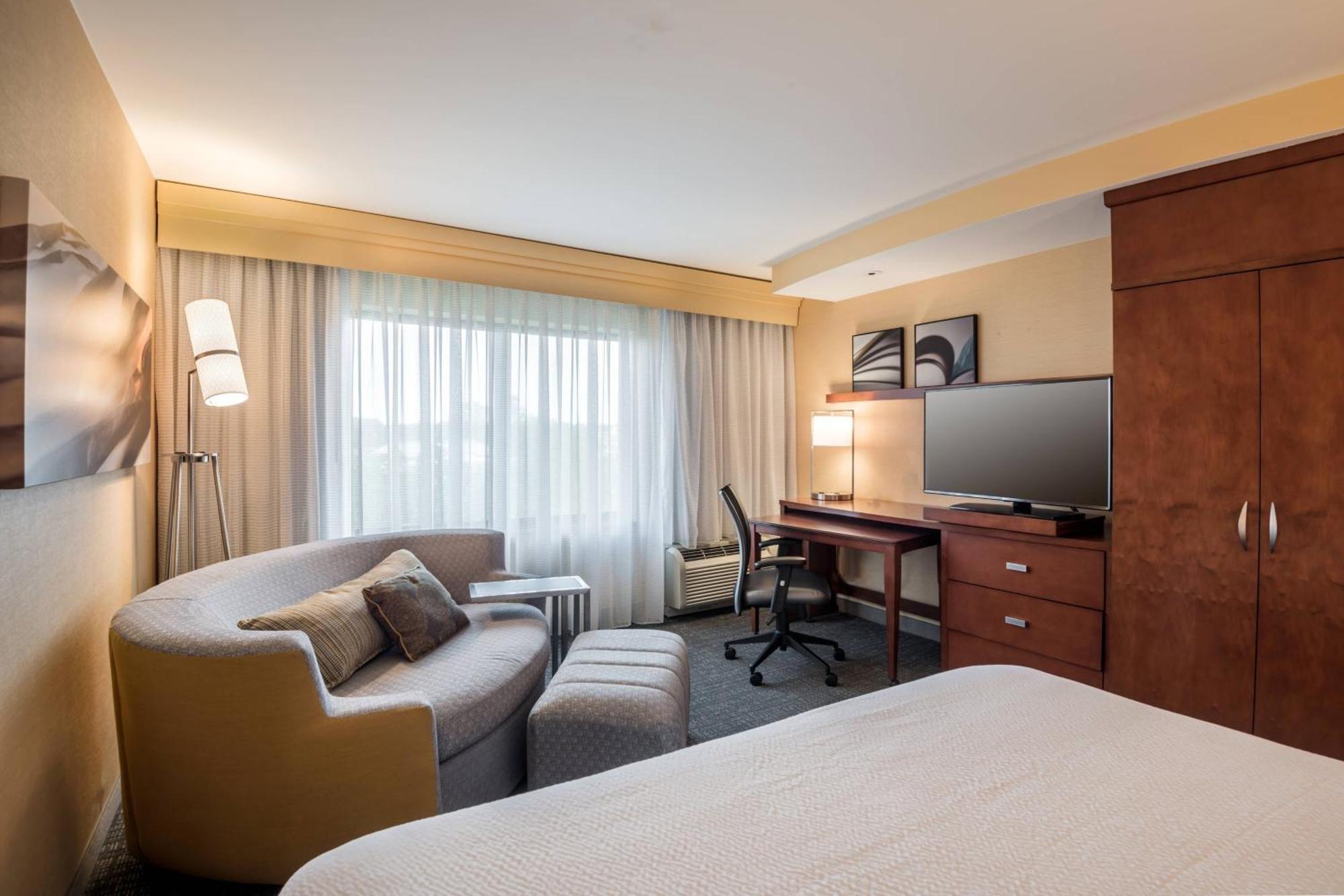 Courtyard By Marriott Waldorf Hotel Luaran gambar