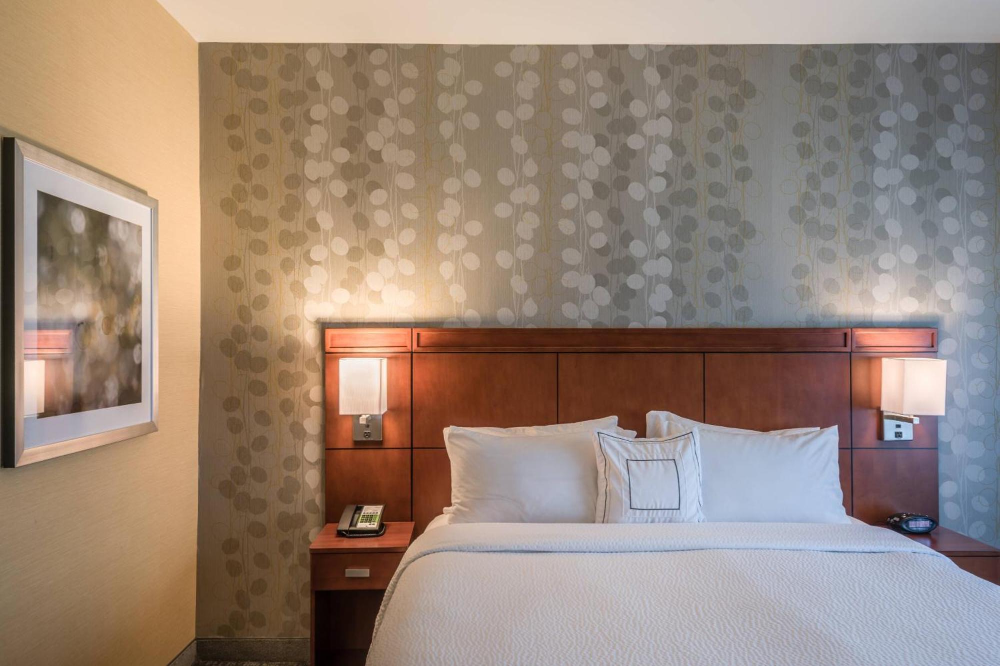 Courtyard By Marriott Waldorf Hotel Luaran gambar