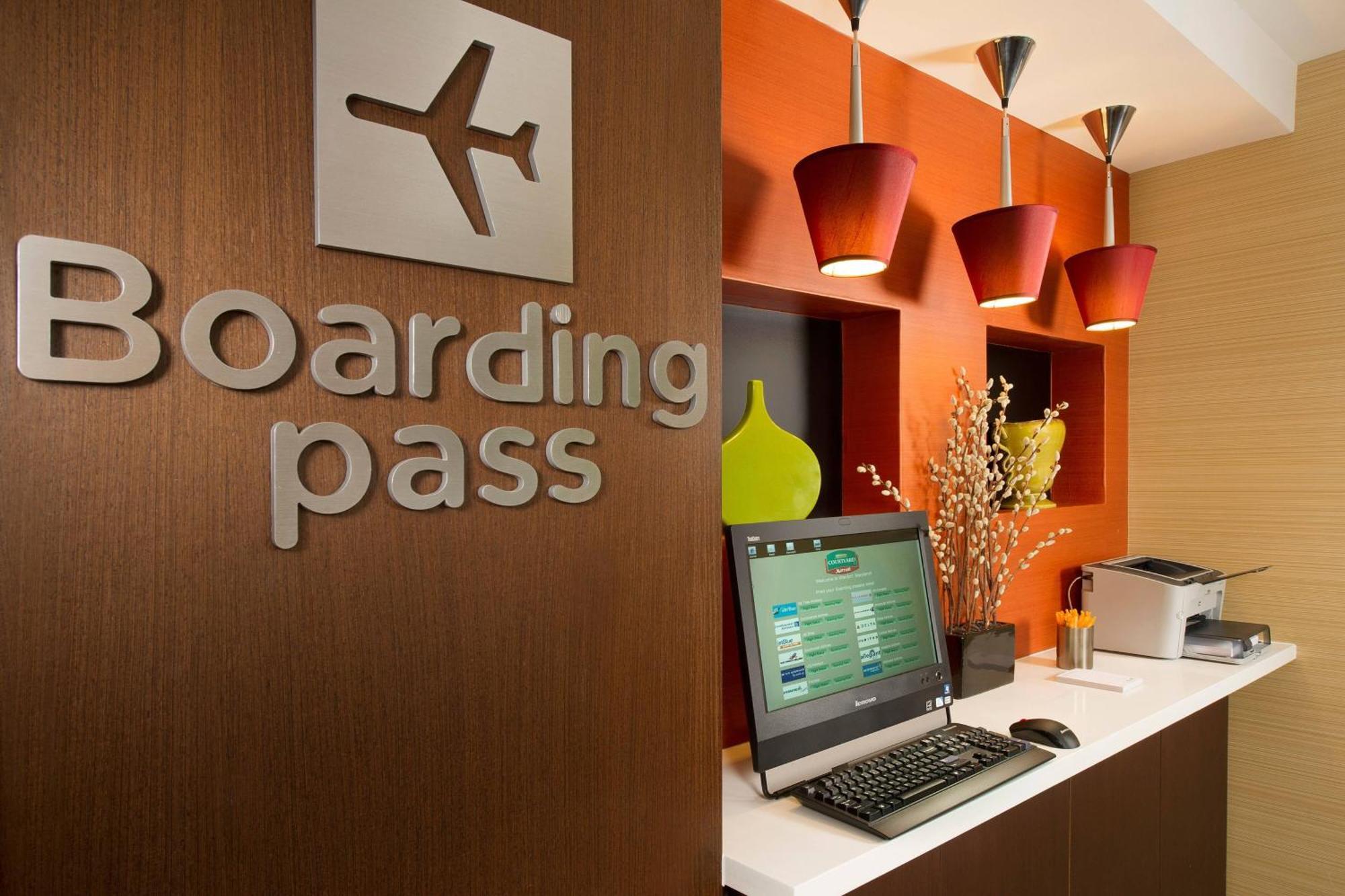 Courtyard By Marriott Waldorf Hotel Luaran gambar