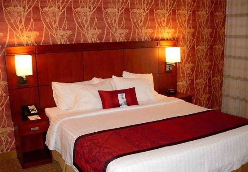Courtyard By Marriott Waldorf Hotel Luaran gambar